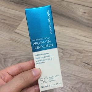 Colorscience sunforgettable brush sunscreen spf 50